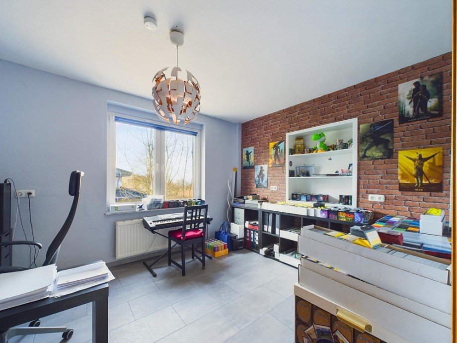 Zimmer EG Einfamilienhaus H�rtgenwald / Gey