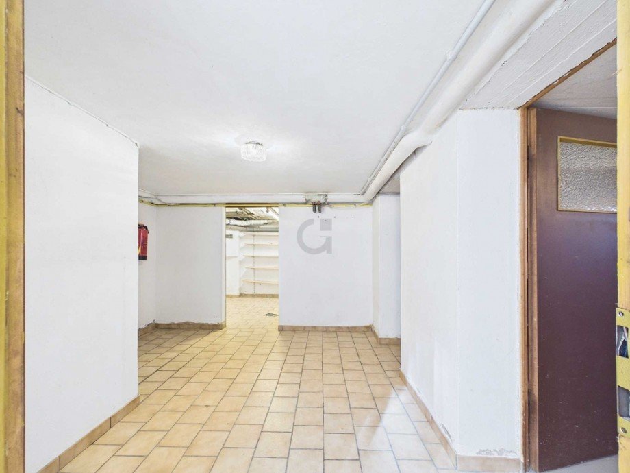 Kellerflur Einfamilienhaus D�ren / G�rzenich