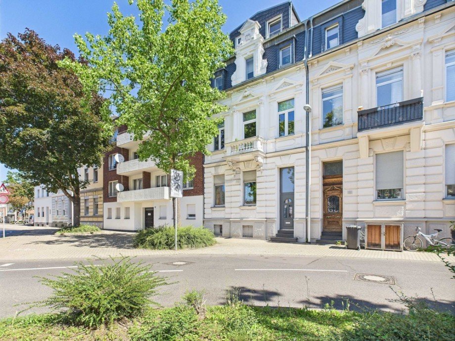 Frontansicht Maisonettewohnung D�ren
