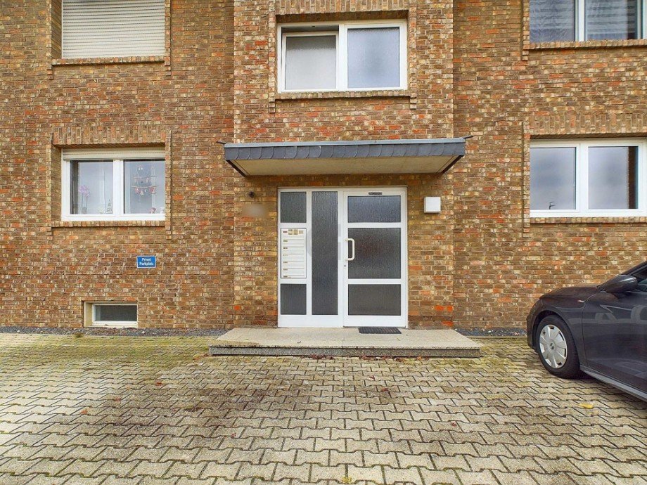 Hauszugang Dachgeschosswohnung Merzenich / Golzheim