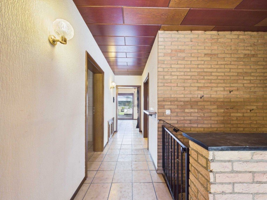 Flur zum Wohnbereich Bungalow D�ren / Echtz