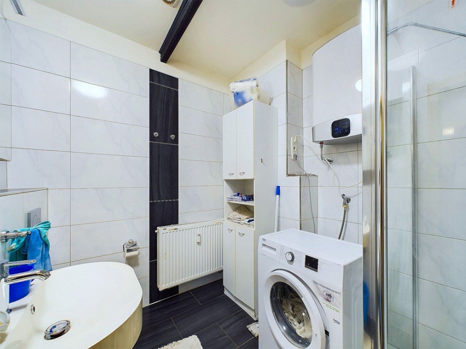 B�der Mehrfamilienhaus D�ren