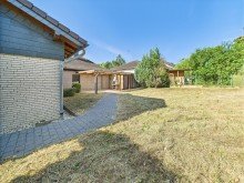 Garten Gro�z�giger Bungalow mit vielf�ltigen Nutzungsm�glichkeiten