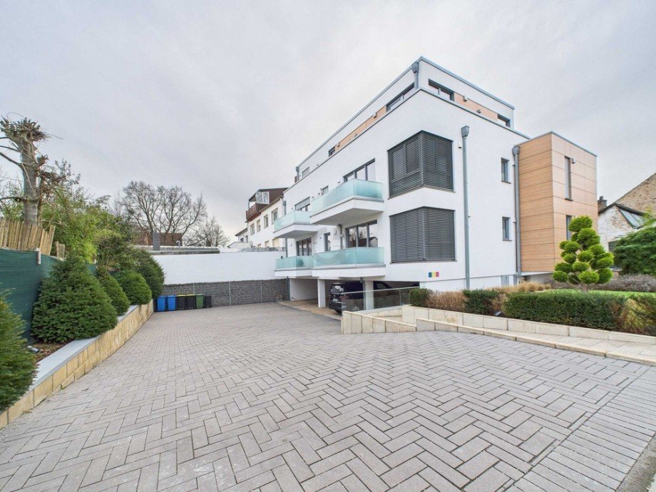 Hausr�ckseite Etagenwohnung D�ren / Niederau