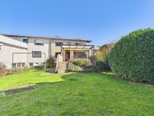 Blick aus Garten Solides Einfamilienhaus mit reichlich Potenzial
