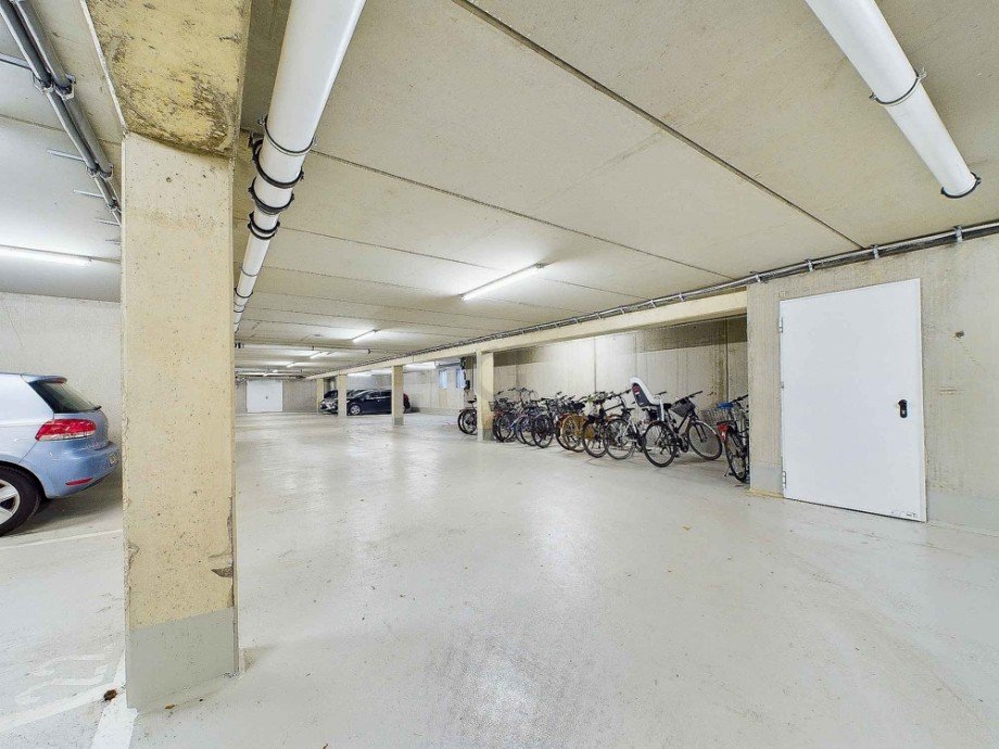 Stellpltz Fahrr�der in TG Etagenwohnung D�ren