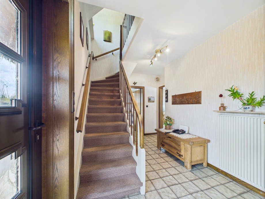 Diele Einfamilienhaus Z�lpich-F�ssenich