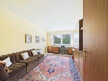 Zimmer 2 Zentral gelegenes Einfamilienhaus in D�ren-Stadt