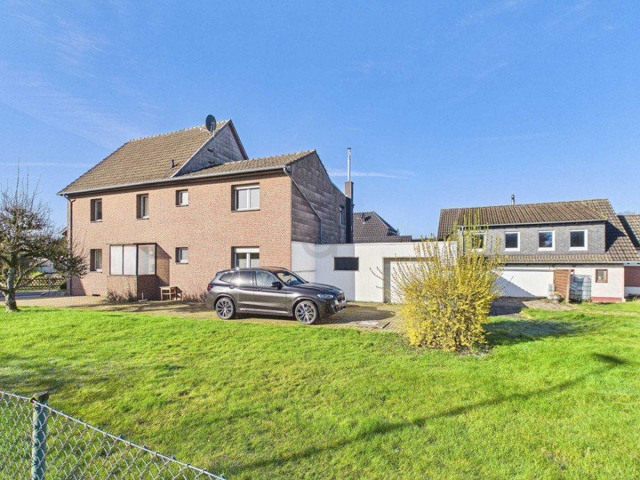 Blick aus Garten Einfamilienhaus H�rtgenwald / Gro�hau