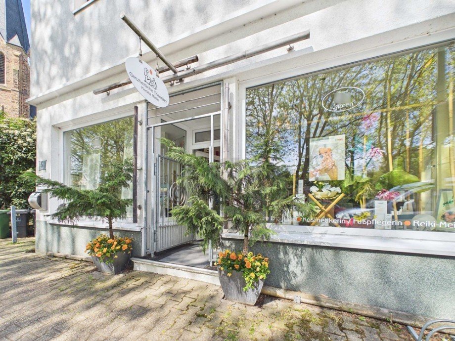 Eingang Ladenlokal D�ren / Niederau