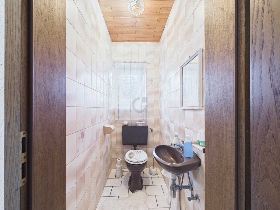 G�ste-WC Einfamilienhaus D�ren / Echtz