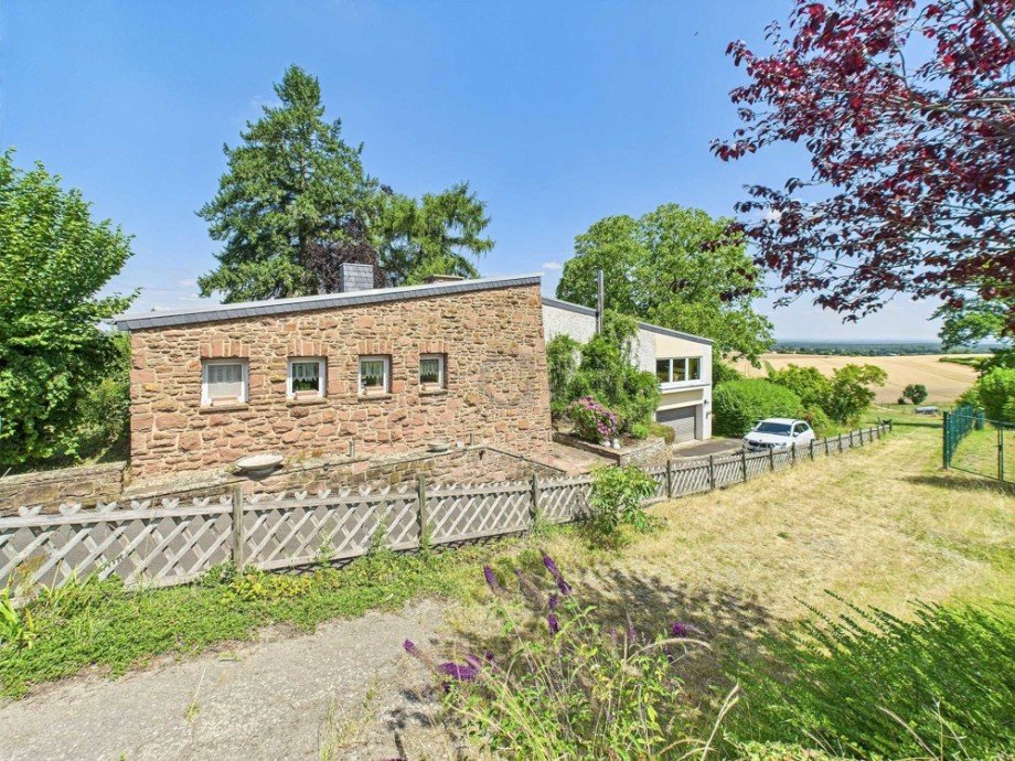 Ansicht von der Stra�e Einfamilienhaus Nideggen / Rath