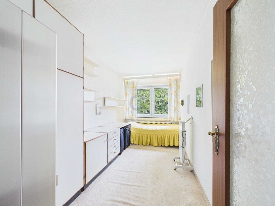 Zimmer 3 Reihenendhaus D�ren