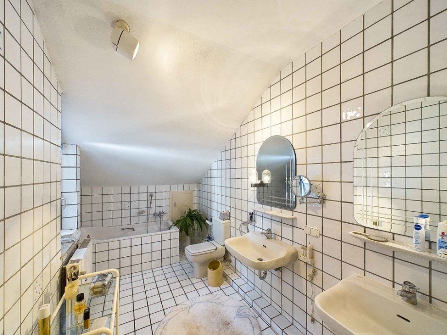 Badezimmer Doppelhaush�lfte Kreuzau