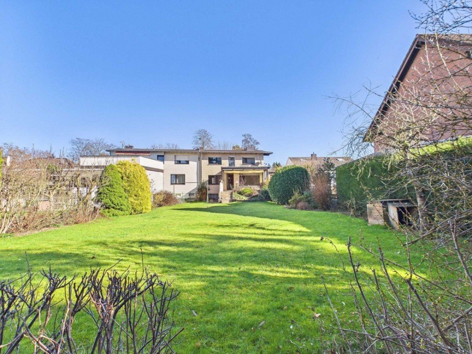 Blick aus Garten Einfamilienhaus D�ren / G�rzenich