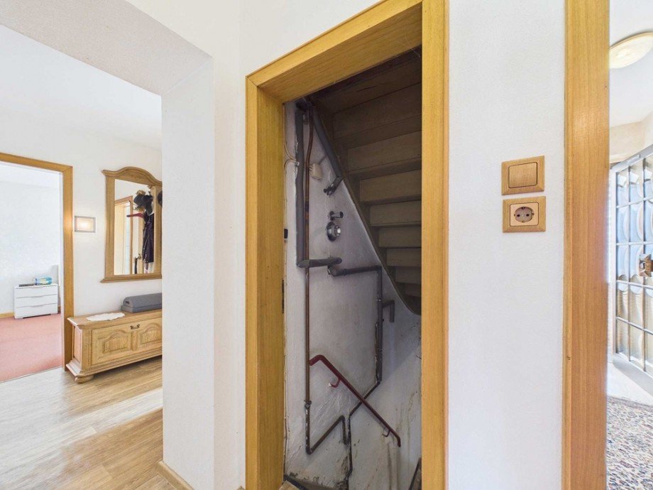 Abgang Keller Einfamilienhaus H�rtgenwald / Gro�hau