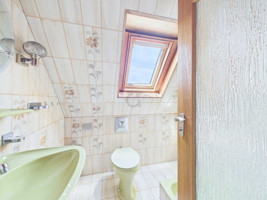 Bad DG Einfamilienhaus Kreuzau / Stockheim