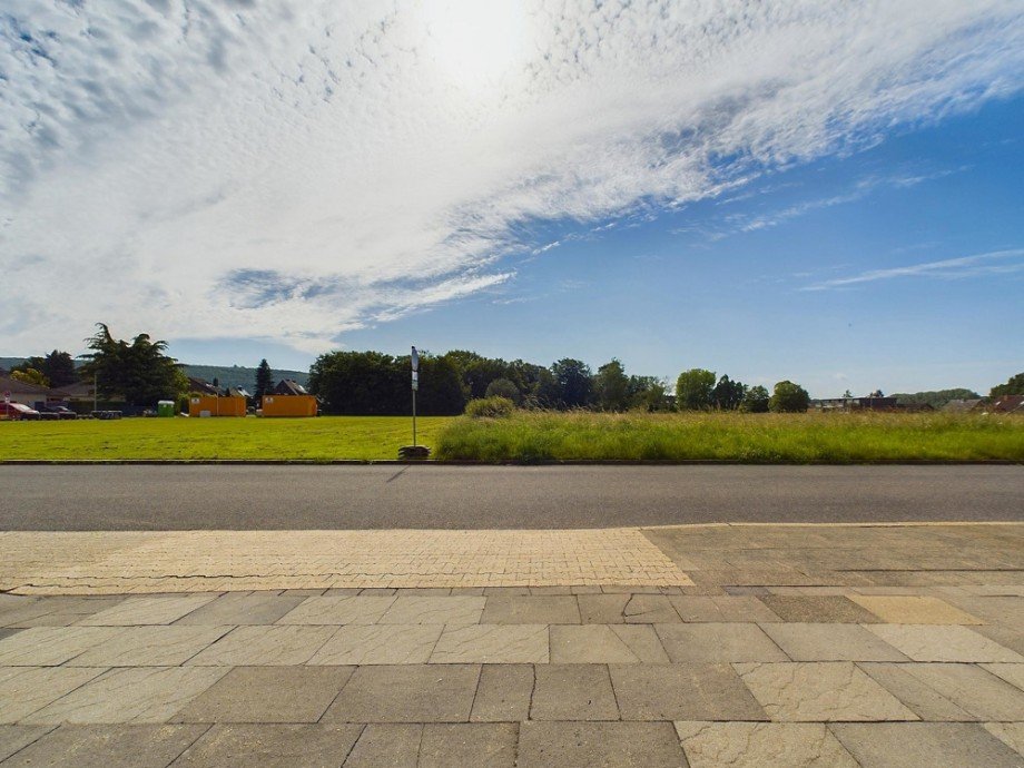 Ausblick zur Strasse Doppelhaush�lfte J�lich / Stetternich