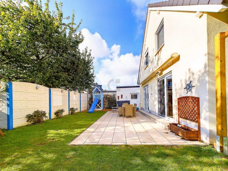 Blick zur Terrasse Einfamilienhaus D�ren
