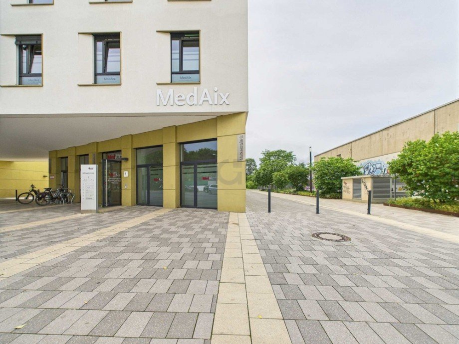 Frontansicht B�rohaus D�ren