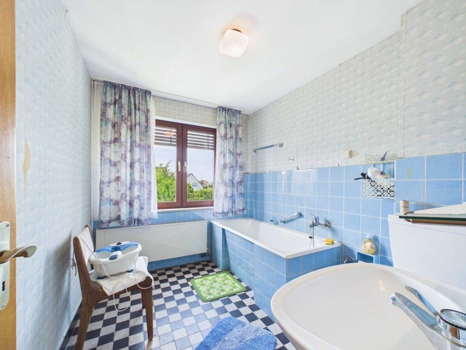 altes Bad OG Einfamilienhaus Kreuzau / Stockheim