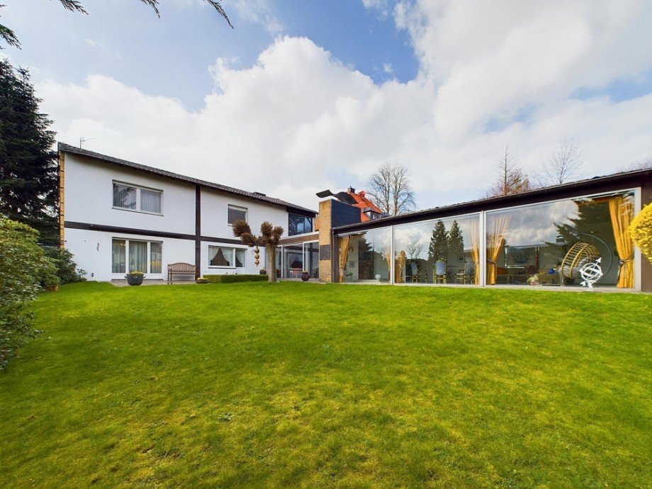 R�ckseite Einfamilienhaus D�ren / Hoven