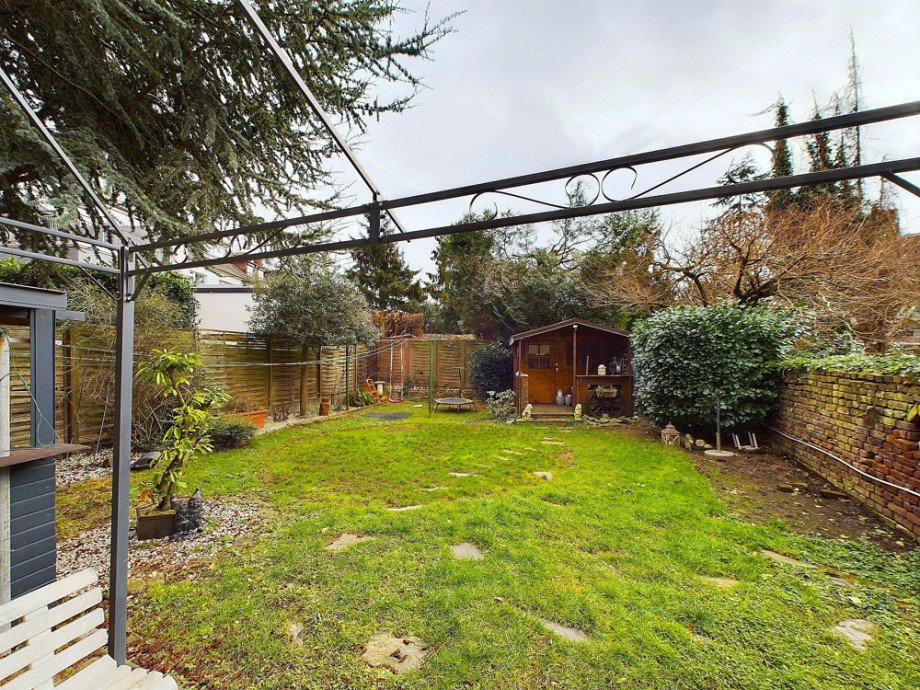 Garten Mehrfamilienhaus D�ren