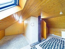 ausgebauter Dachboden Der top gepflegter Altbau hat ein nette junge Familie gefunden!