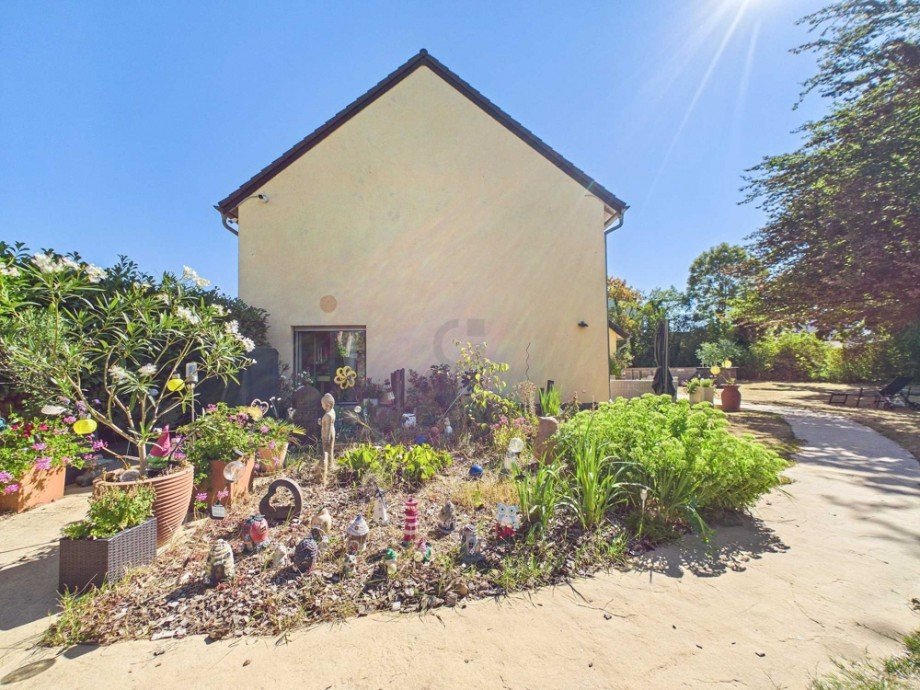 Gibelseite (West) Einfamilienhaus D�ren / Lendersdorf