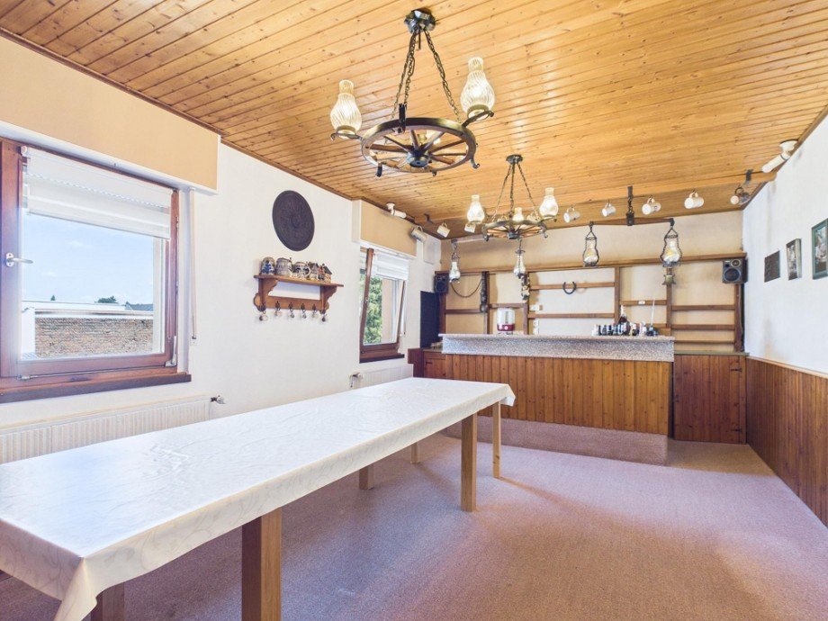 Zimmer 1 I OG Einfamilienhaus D�ren