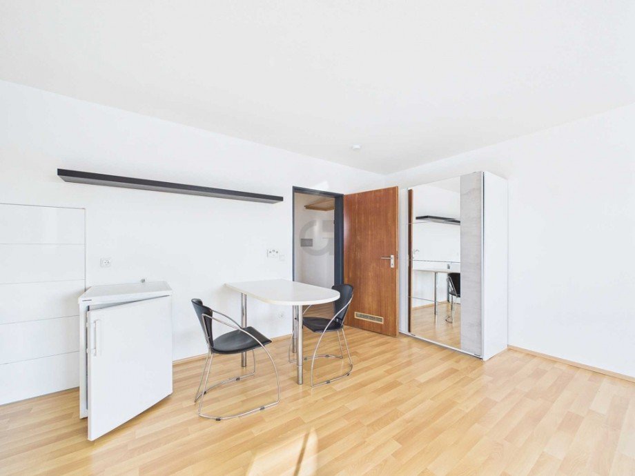 Zimmer Etagenwohnung D�ren