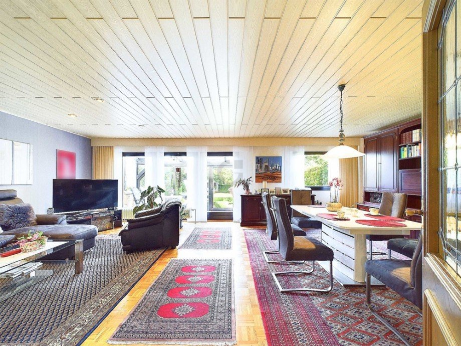 Wohn-Ess-Zimmer Bungalow H�rtgenwald / Stra�