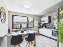 K�che OG Birkesdorf: Zweifamilienhaus, freiwerdend, 168 qm Wohnfl�che, Garten mit Teich, ruhige Sackgasse