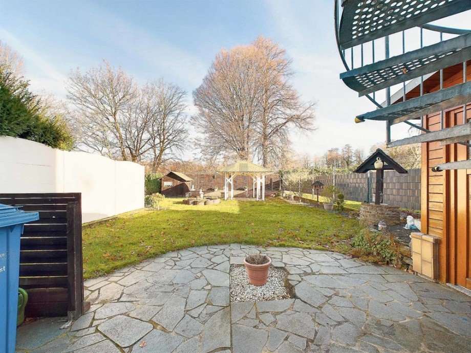 Zugang zum Garten Doppelhaush�lfte D�ren / Lendersdorf