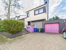 Zugang/ Zufahrt Garage Leider bereits verkauft!