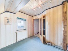 Zugang DG Solides Generationenhaus mit zus�tzl. Baugrundst�ck