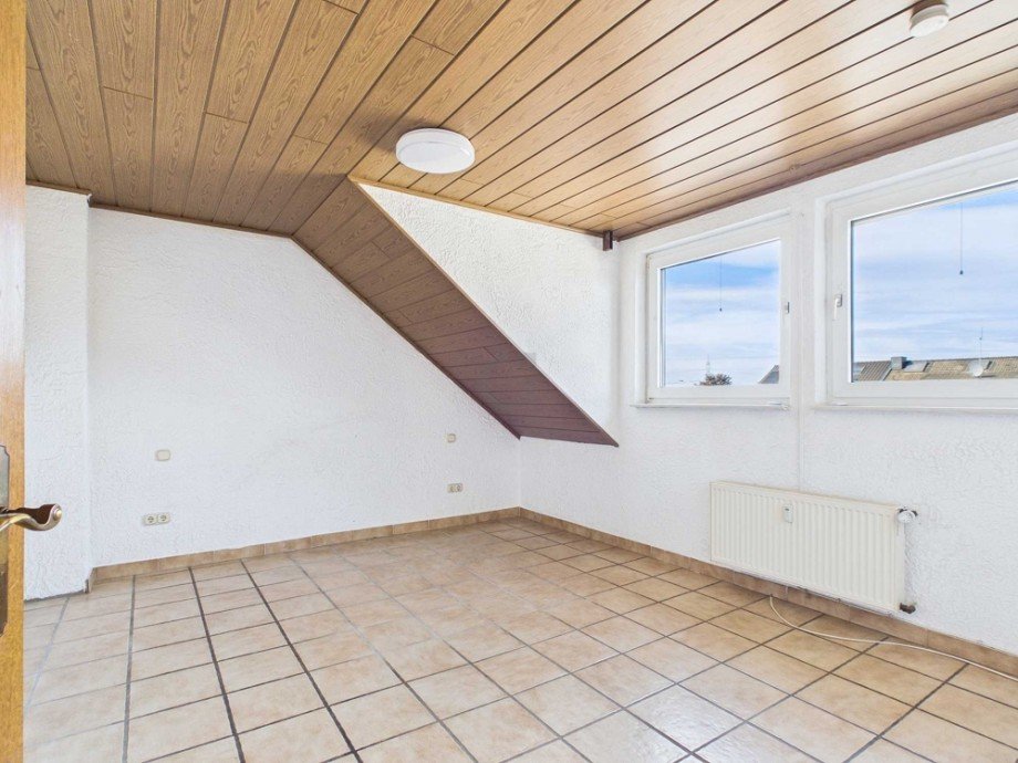 Schlafzimmer Dachgeschosswohnung N�rvenich / Binsfeld