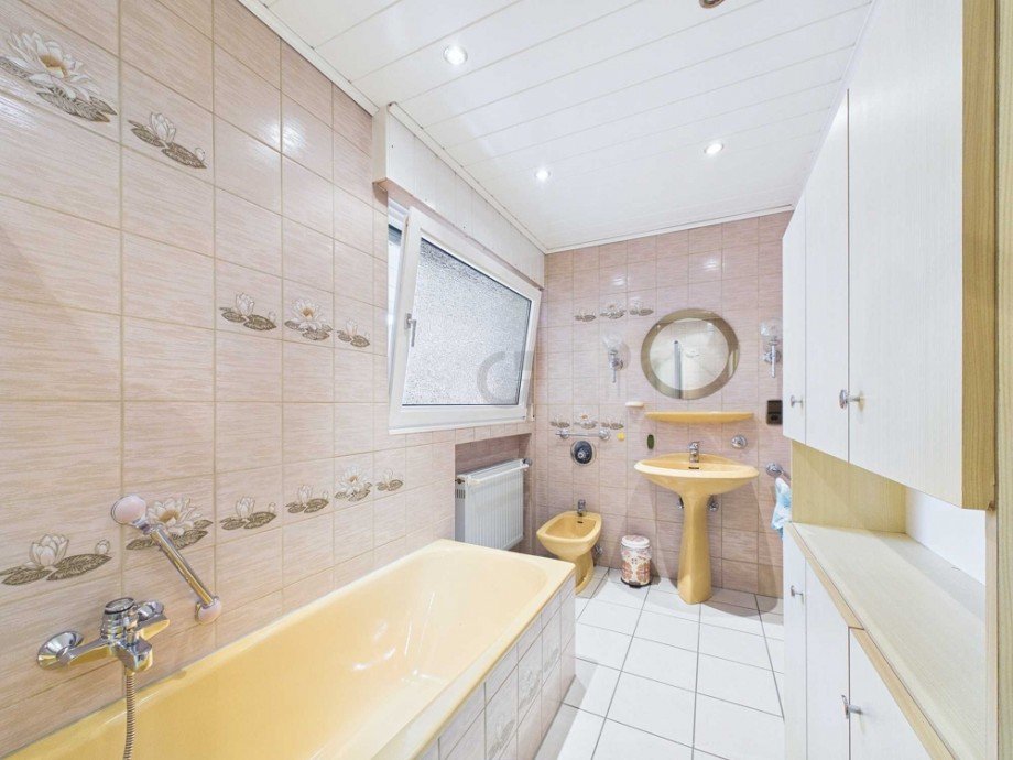 Badezimmer Zweifamilienhaus D�ren / Derichsweiler