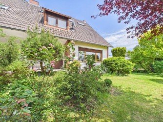 Hauptbild Gro�z�giges Wohnhaus in ruhiger Ortslage von Kreuzau-Stockheim