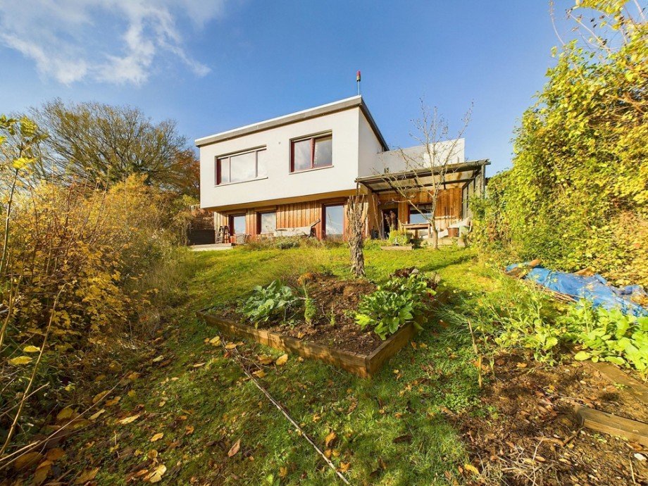 R�ckansicht Einfamilienhaus Nideggen / Abenden