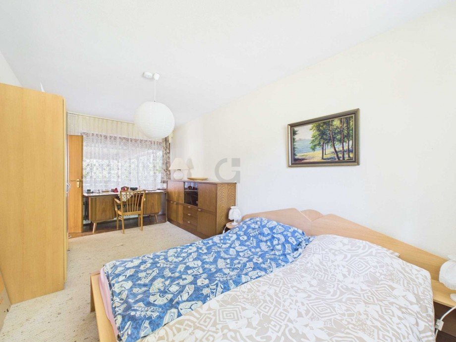 Schlafzimmer 1 Einfamilienhaus Kreuzau / Bilstein
