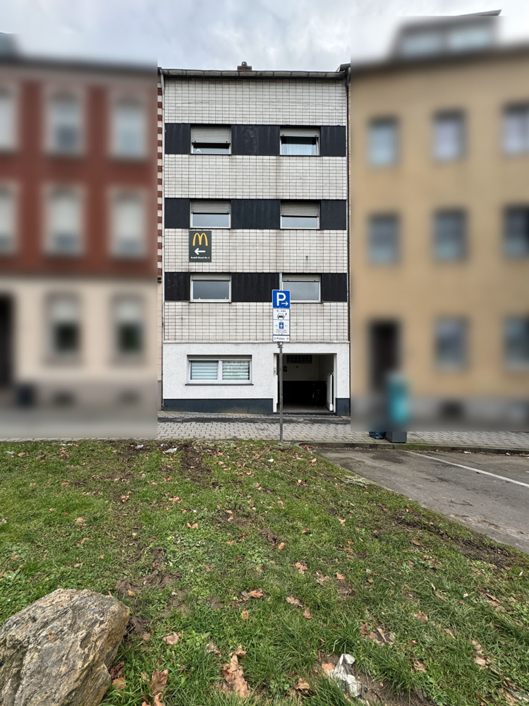 Front Mehrfamilienhaus D�ren