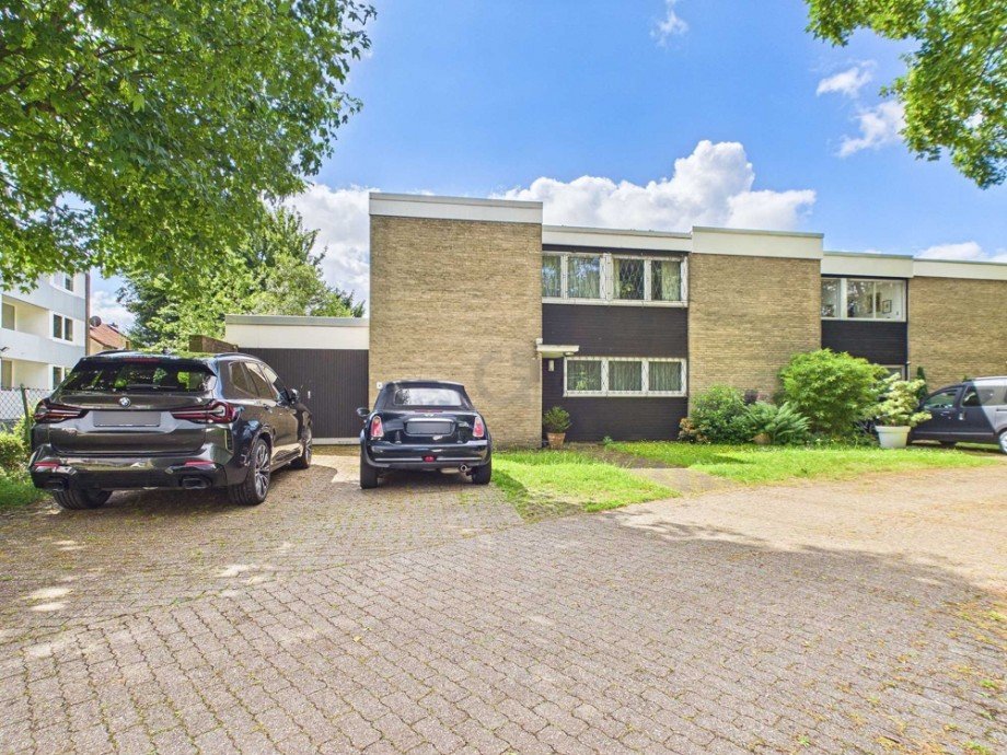 Frontansicht Reihenendhaus D�ren