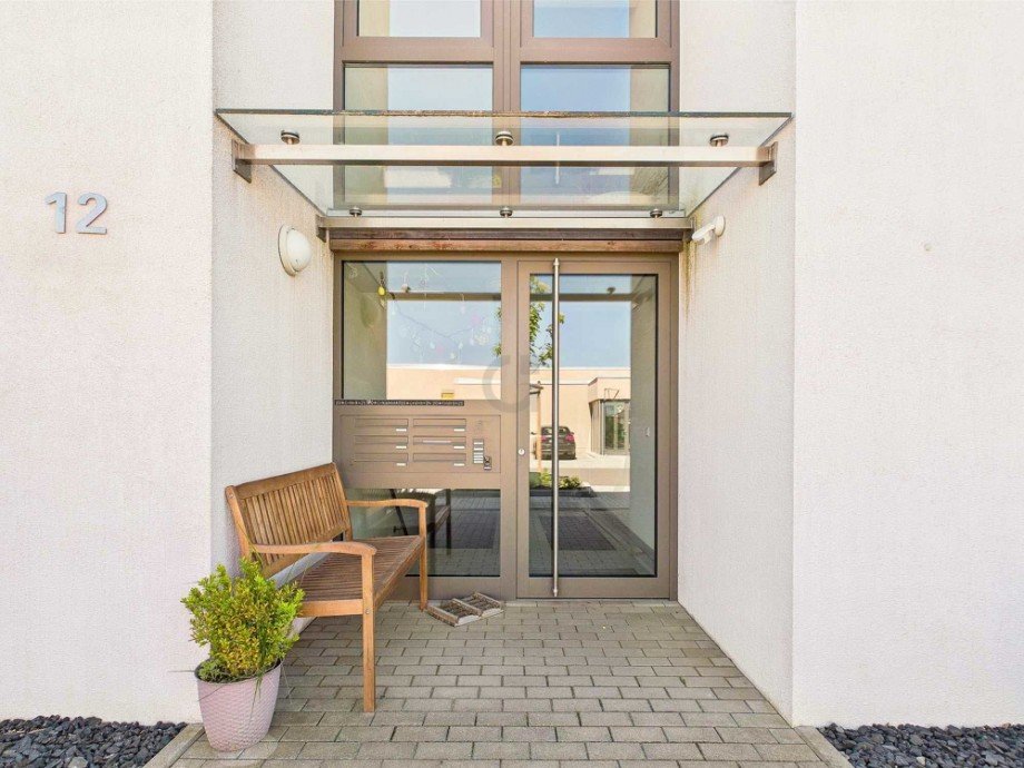 Haueingang Etagenwohnung Merzenich