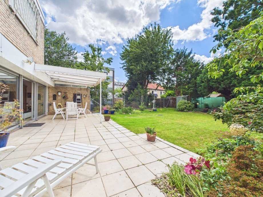 Terrasse Reihenendhaus D�ren