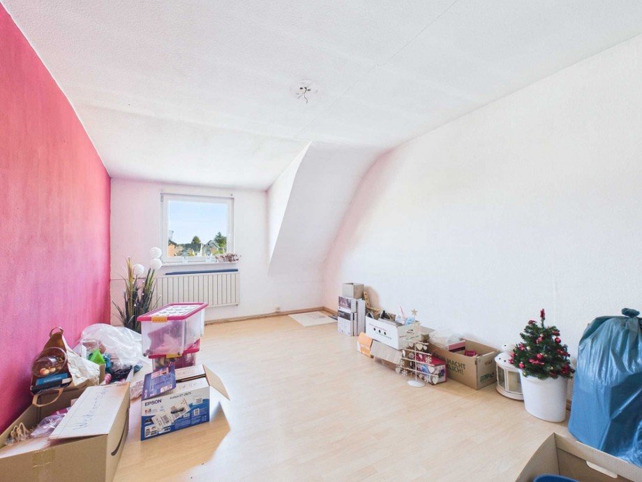 Zimmer 1 Dachgeschoss Doppelhaush�lfte D�ren