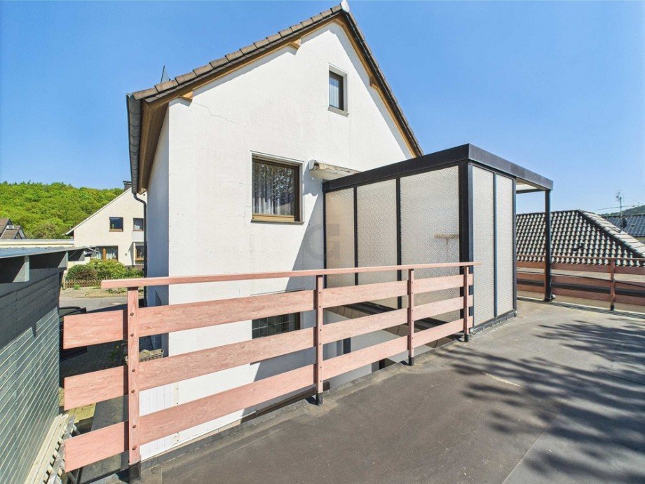 r�ckwertige Hausansicht Einfamilienhaus Kreuzau / Obermaubach