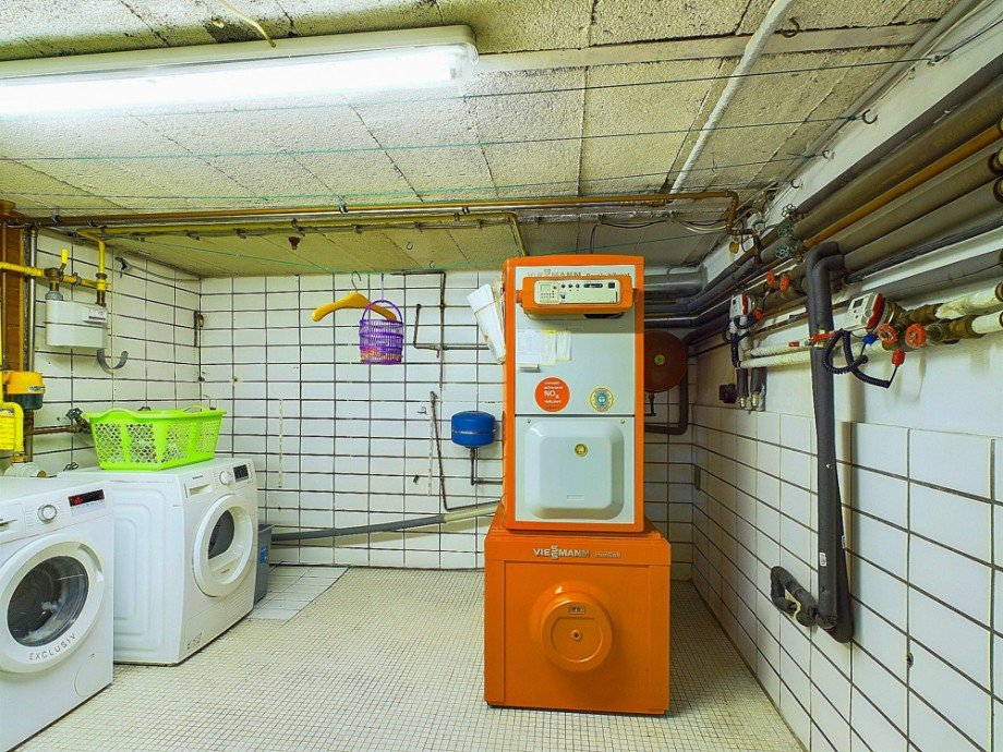 Keller Zweifamilienhaus D�ren
