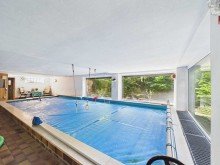 Pool Gro�z�giges Wohnhaus in Traumlage oberhalb des Rurtals