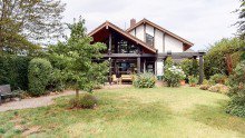 R�ckansicht Individuelles Ein-/Zweifamilienhaus mit vielf�ltigen 
Nutzungsm�glichkeiten in sehr guter Wohnlage